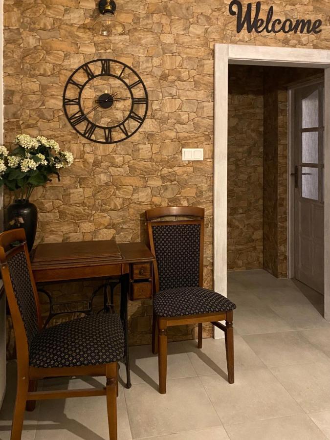 Penzion Vila Petra Bed&Breakfast Veľký Slavkov Exteriér fotografie