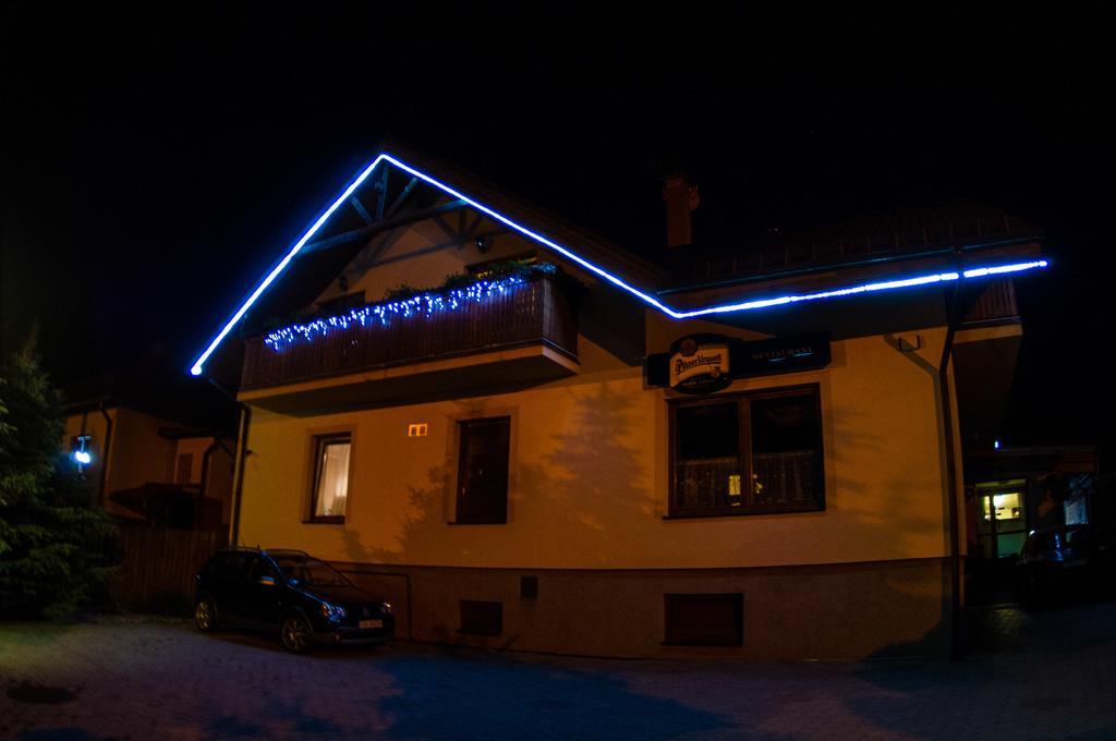 Penzion Vila Petra Bed&Breakfast Veľký Slavkov Exteriér fotografie